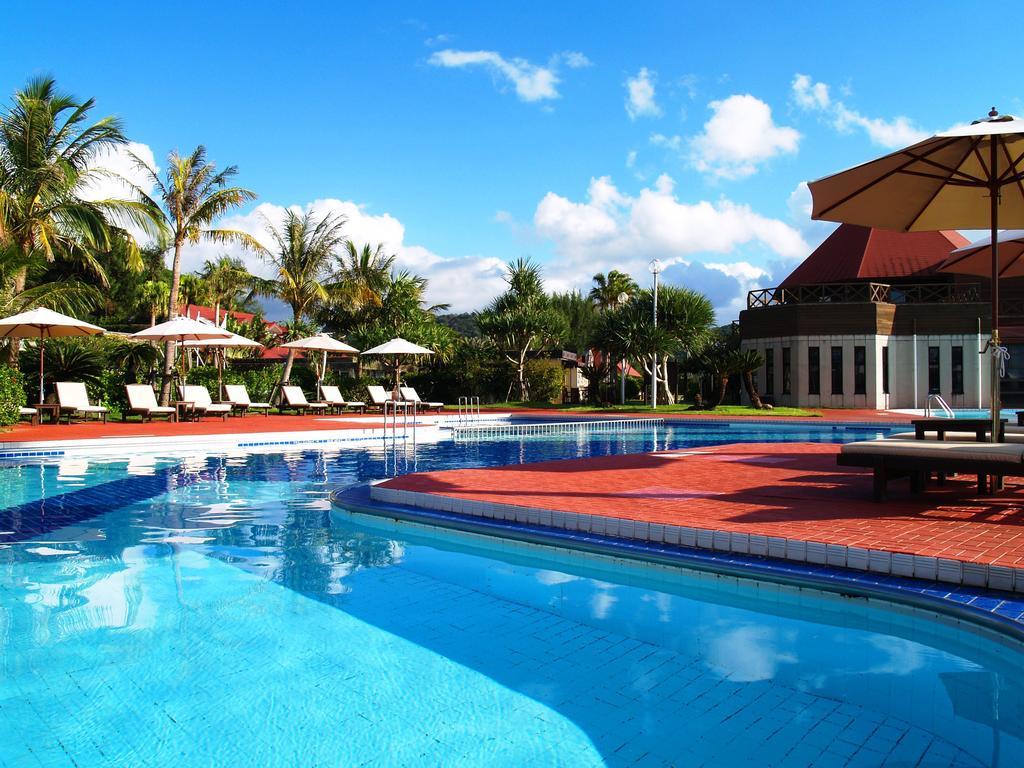 Okuma Private Beach & Resort Kunigami Екстер'єр фото