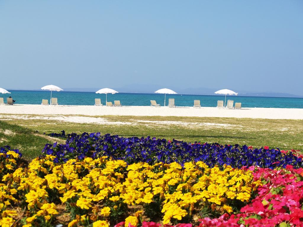 Okuma Private Beach & Resort Kunigami Екстер'єр фото